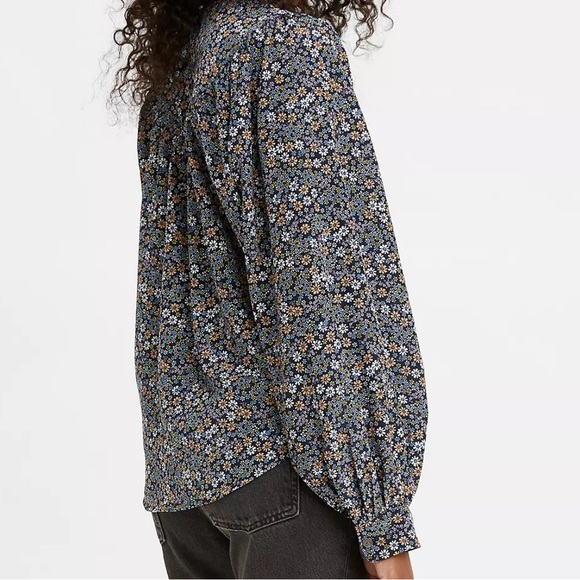 Levi’s Elise Floral Button-Up Blouse - Picture 3 of 11